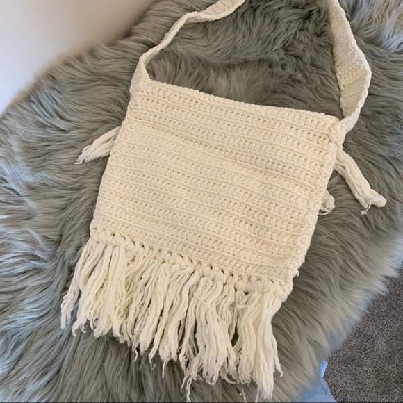 Cream Shoulder Bag. Fold Over Flap. Fringe. Knit. - Picture 2 of 5
